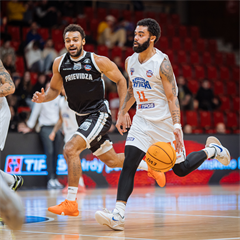 Predohrávka 13. kola TIPOS SBL: BC Prievidza - Spišskí Rytieri 104:99 (Vladimír Králik)