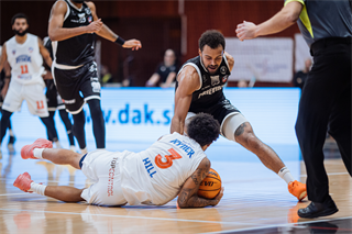 Predohrávka 13. kola TIPOS SBL: BC Prievidza - Spišskí Rytieri 104:99 (Vladimír Králik)