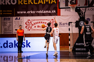 11. kolo TIPOS SBL: BC Prievidza - BKM Mimel Lučenec 88:67 (Dávid Bakos)	
