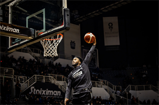 Európsky pohár FIBA: PAOK Solún - BC Prievidza 101:70 (Dávid Bakos)