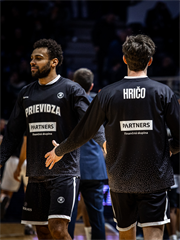 Európsky pohár FIBA: PAOK Solún - BC Prievidza 101:70 (Dávid Bakos)