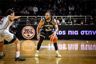 Európsky pohár FIBA: PAOK Solún - BC Prievidza 101:70 (Dávid Bakos)