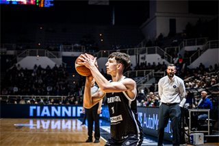 Európsky pohár FIBA: PAOK Solún - BC Prievidza 101:70 (Dávid Bakos)