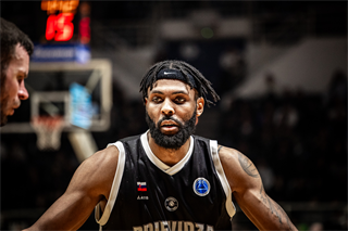 Európsky pohár FIBA: PAOK Solún - BC Prievidza 101:70 (Dávid Bakos)