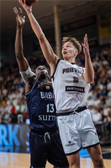 Európsky pohár FIBA: BC Prievidza - Surne Bilbao Basket 46:83 (Vladimír Králik)