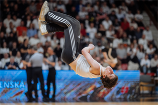 Európsky pohár FIBA: BC Prievidza - Surne Bilbao Basket 46:83 (Vladimír Králik)
