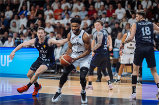 Európsky pohár FIBA: BC Prievidza - Surne Bilbao Basket 46:83 (Vladimír Králik)