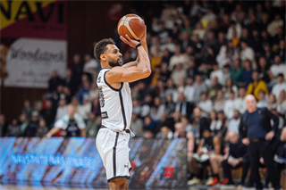 Európsky pohár FIBA: BC Prievidza - Surne Bilbao Basket 46:83 (Vladimír Králik)