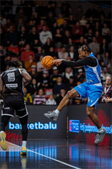 17. kolo TIPOS SBL: BC Prievidza - BC Slovan Bratislava 67:77 (Vladimír Králik)