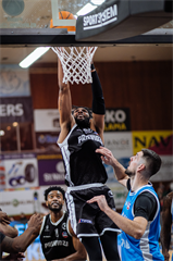 17. kolo TIPOS SBL: BC Prievidza - BC Slovan Bratislava 67:77 (Vladimír Králik)