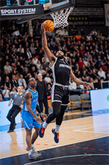 17. kolo TIPOS SBL: BC Prievidza - BC Slovan Bratislava 67:77 (Vladimír Králik)