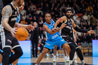 17. kolo TIPOS SBL: BC Prievidza - BC Slovan Bratislava 67:77 (Vladimír Králik)