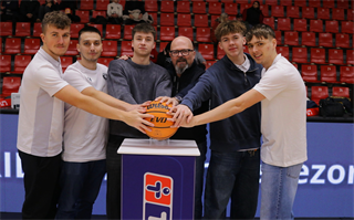 Dohrávka 15. kola TIPOS SBL: BC Prievidza : Iskra Svit 78:60 (Ladislav Szibilla)