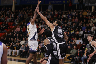 Dohrávka 15. kola TIPOS SBL: BC Prievidza : Iskra Svit 78:60 (Ladislav Szibilla)