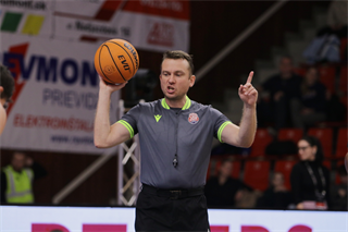 Dohrávka 15. kola TIPOS SBL: BC Prievidza : Iskra Svit 78:60 (Ladislav Szibilla)