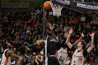 19. kolo TIPOS SBL: BC Prievidza - BC Komárno 101:76 (Ladislav Szibilla)