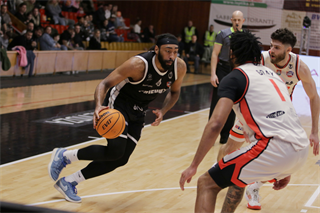 19. kolo TIPOS SBL: BC Prievidza - BC Komárno 101:76 (Ladislav Szibilla)