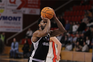 19. kolo TIPOS SBL: BC Prievidza - BC Komárno 101:76 (Ladislav Szibilla)