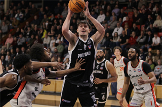 19. kolo TIPOS SBL: BC Prievidza - BC Komárno 101:76 (Ladislav Szibilla)