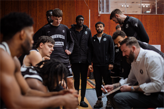 19. kolo TIPOS SBL: BC Prievidza : BC Komárno 101:76 (Vladimír Králik)