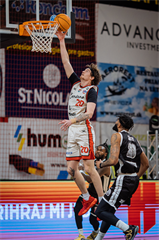 19. kolo TIPOS SBL: BC Prievidza : BC Komárno 101:76 (Vladimír Králik)