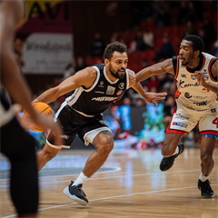 19. kolo TIPOS SBL: BC Prievidza : BC Komárno 101:76 (Vladimír Králik)