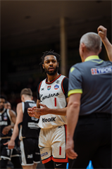 19. kolo TIPOS SBL: BC Prievidza : BC Komárno 101:76 (Vladimír Králik)
