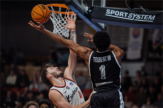 19. kolo TIPOS SBL: BC Prievidza : BC Komárno 101:76 (Vladimír Králik)