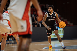 19. kolo TIPOS SBL: BC Prievidza : BC Komárno 101:76 (Vladimír Králik)