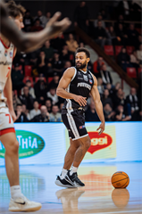 19. kolo TIPOS SBL: BC Prievidza : BC Komárno 101:76 (Vladimír Králik)