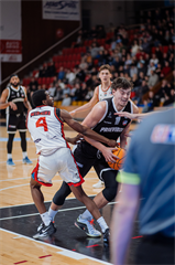 19. kolo TIPOS SBL: BC Prievidza : BC Komárno 101:76 (Vladimír Králik)