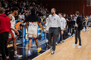 19. kolo TIPOS SBL: BC Prievidza : BC Komárno 101:76 (Vladimír Králik)