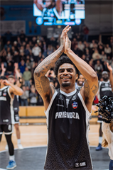 19. kolo TIPOS SBL: BC Prievidza : BC Komárno 101:76 (Vladimír Králik)