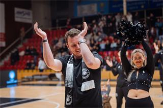 19. kolo TIPOS SBL: BC Prievidza : BC Komárno 101:76 (Vladimír Králik)
