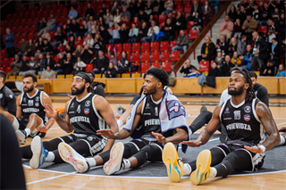 19. kolo TIPOS SBL: BC Prievidza : BC Komárno 101:76 (Vladimír Králik)