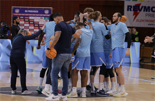 17. kolo TIPOS SBL: BC Prievidza : Slovan Bratislava 67:77 (Ladislav Szibilla)