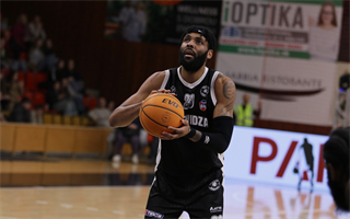 17. kolo TIPOS SBL: BC Prievidza : Slovan Bratislava 67:77 (Ladislav Szibilla)
