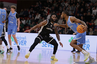 17. kolo TIPOS SBL: BC Prievidza : Slovan Bratislava 67:77 (Ladislav Szibilla)