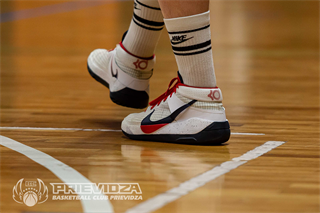 2. zápas BC Prievidza - Iskra Svit 98:82 (foto: Jakub Ruman)
