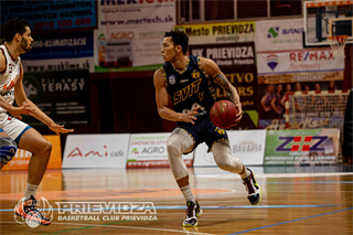 2. zápas BC Prievidza - Iskra Svit 98:82 (foto: Jakub Ruman)