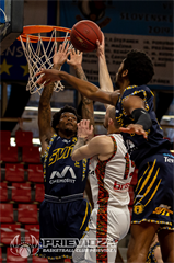 2. zápas BC Prievidza - Iskra Svit 98:82 (foto: Jakub Ruman)