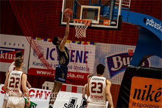 2. zápas BC Prievidza - Iskra Svit 98:82 (foto: Jakub Ruman)
