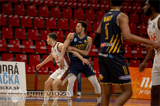 2. zápas BC Prievidza - Iskra Svit 98:82 (foto: Jakub Ruman)