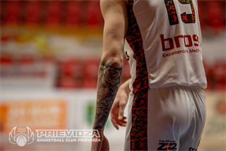 2. zápas BC Prievidza - Iskra Svit 98:82 (foto: Jakub Ruman)