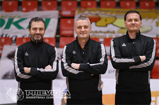 2.zápas BC Prievidza - Iskra Svit 98:82 (foto: Ladislav Szibilla)