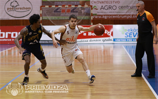 2.zápas BC Prievidza - Iskra Svit 98:82 (foto: Ladislav Szibilla)