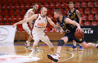 2.zápas BC Prievidza - Iskra Svit 98:82 (foto: Ladislav Szibilla)