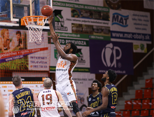 2.zápas BC Prievidza - Iskra Svit 98:82 (foto: Ladislav Szibilla)