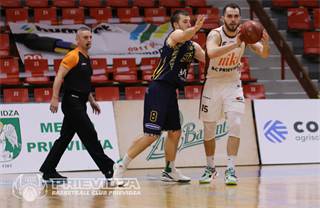 2.zápas BC Prievidza - Iskra Svit 98:82 (foto: Ladislav Szibilla)