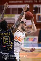 2.zápas BC Prievidza - Iskra Svit 98:82 (foto: Ladislav Szibilla)